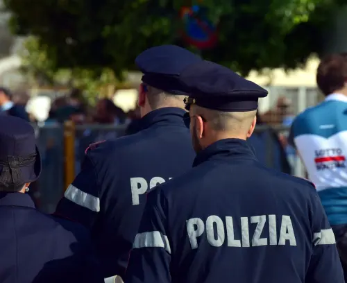 Milano, Piantedosi in Questura: “La Polizia patrimonio della Repubblica”