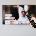 Programmi televisivi di successo: perché alcuni format conquistano il pubblico