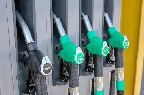 Carburanti, in Italia aumenti più contenuti rispetto ai principali Paesi Ue