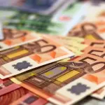 Liquidità degli italiani, torna a crescere: oltre 2.000 miliardi nei conti bancari